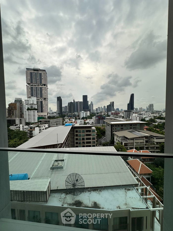 picture 2-BR Condo at KRAAM Sukhumvit 26 near BTS Phrom Phong (ID 1305342) - 11/11