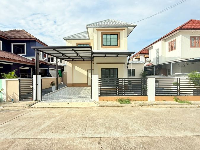3-bed house for sale, 200 sqm, 50 sq wah, K.C. GREENVILLE