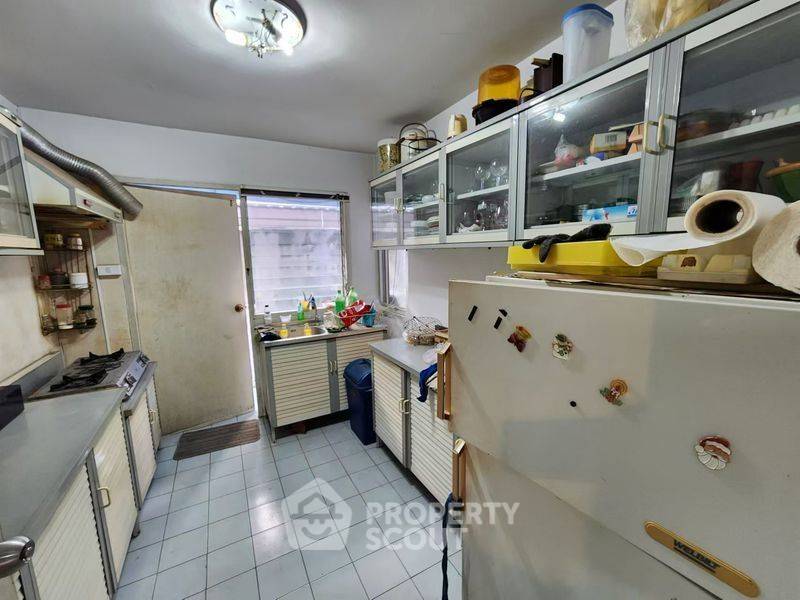 รูป คอนโด 3-ห้องนอน ที่ จอมเทียน ยอร์ช คลับ วัน ใกล้ เมืองพัทยา (ID 2307933) - รูปที่ 16/16