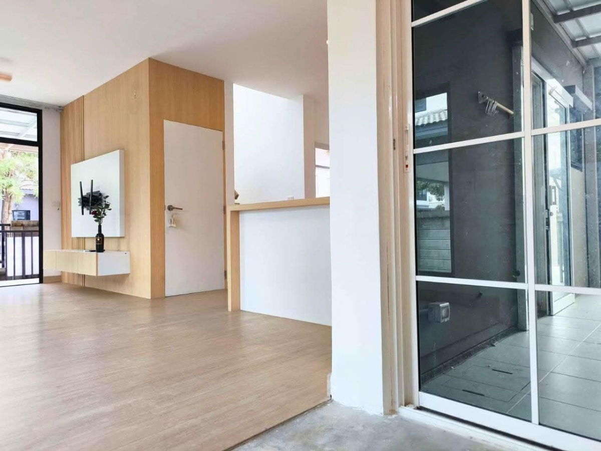 รูป บ้านเดี่ยว ย่านสุขาภิบาล 5 วัชรพล สายไหม สภาพสวยพร้อมอยู่ โทร 081-912-8883 - รูปที่ 4/6