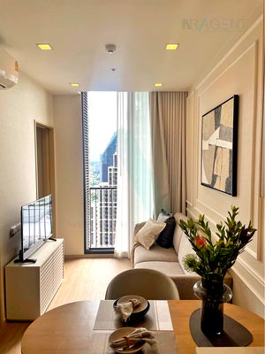 เช่าคอนโด BTS พร้อมพงษ์ : 📌 ให้เช่าคอนโด โนเบิล สเตท 39 อาคาร 1 ชั้น 30 1 ห้องนอน ขนาด 29 ตรม ใกล้ เอ็มควอเทียร์