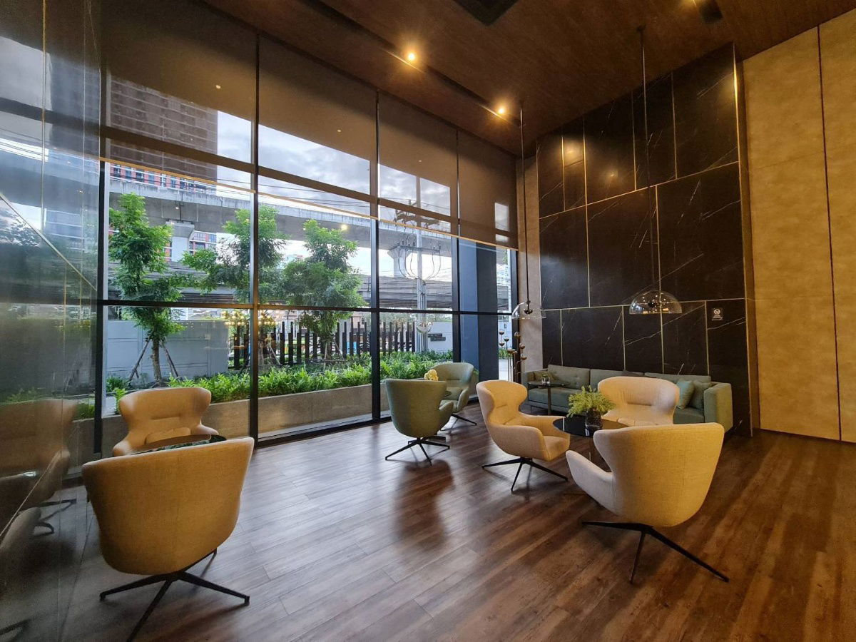 picture Code: KJ9445  for rent Metris Rama 9 - Ramkhamhaeng // Line ID: @kjcondo (with @) // - 18/19