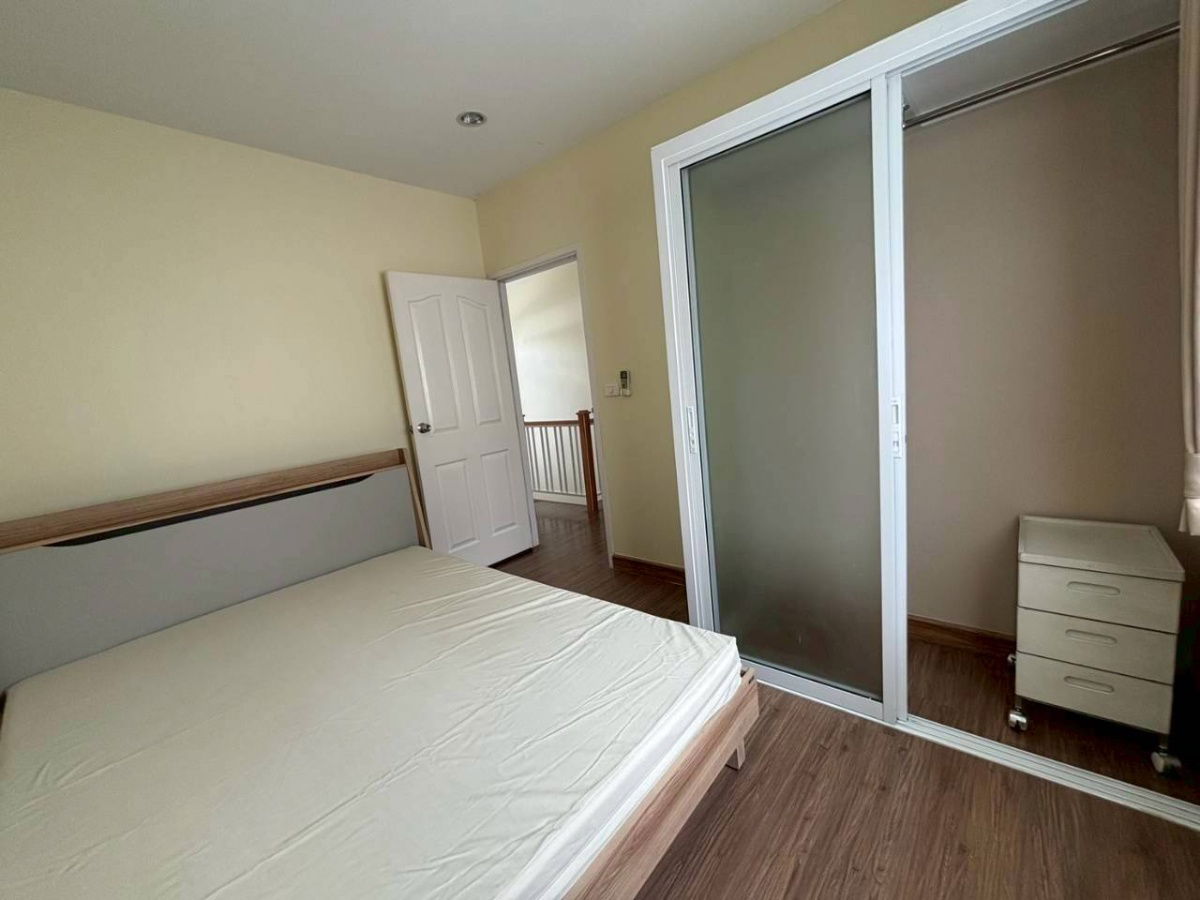 picture  A detached house  for rent with 3 bedrooms,2 toilets and 1 kitchen - 9/16