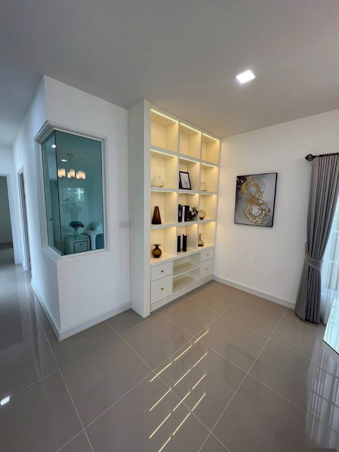 รูป ให้เช่าบ้านเดี่ยว โครงการ เพรสทีจ พระราม 9 - กรุงเทพกรีฑา (Prestige Rama 9 - Krungthep Kreetha)  ราคาเช่า 50,000 บาทต่อเดือน - รูปที่ 3/17