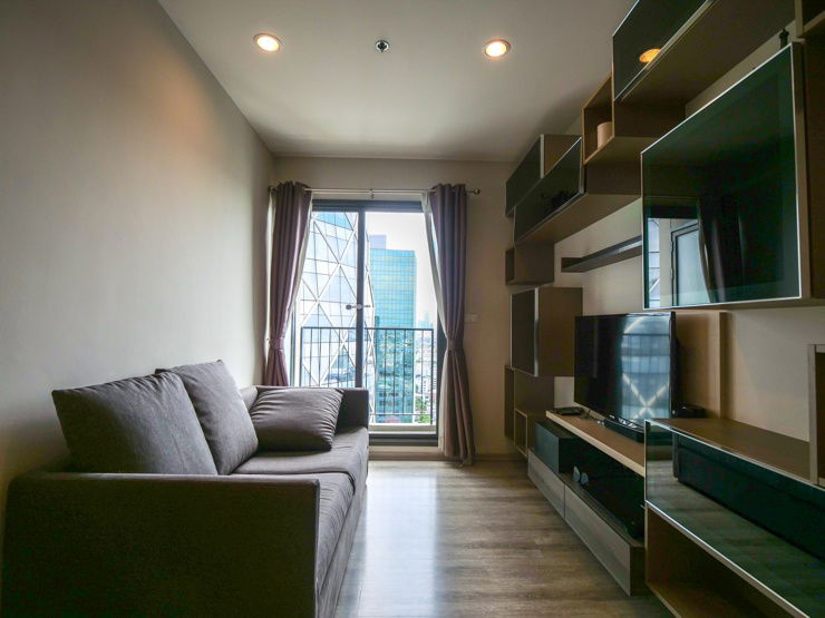 picture Condo for Sale : Centric Ari Station  - 1/10
