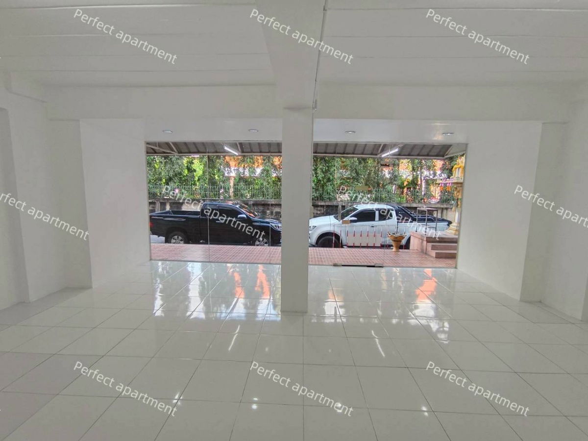 รูป ตึกเพอร์เฟคห้องร้านค้าว่างให้เช่า - รูปที่ 1/9