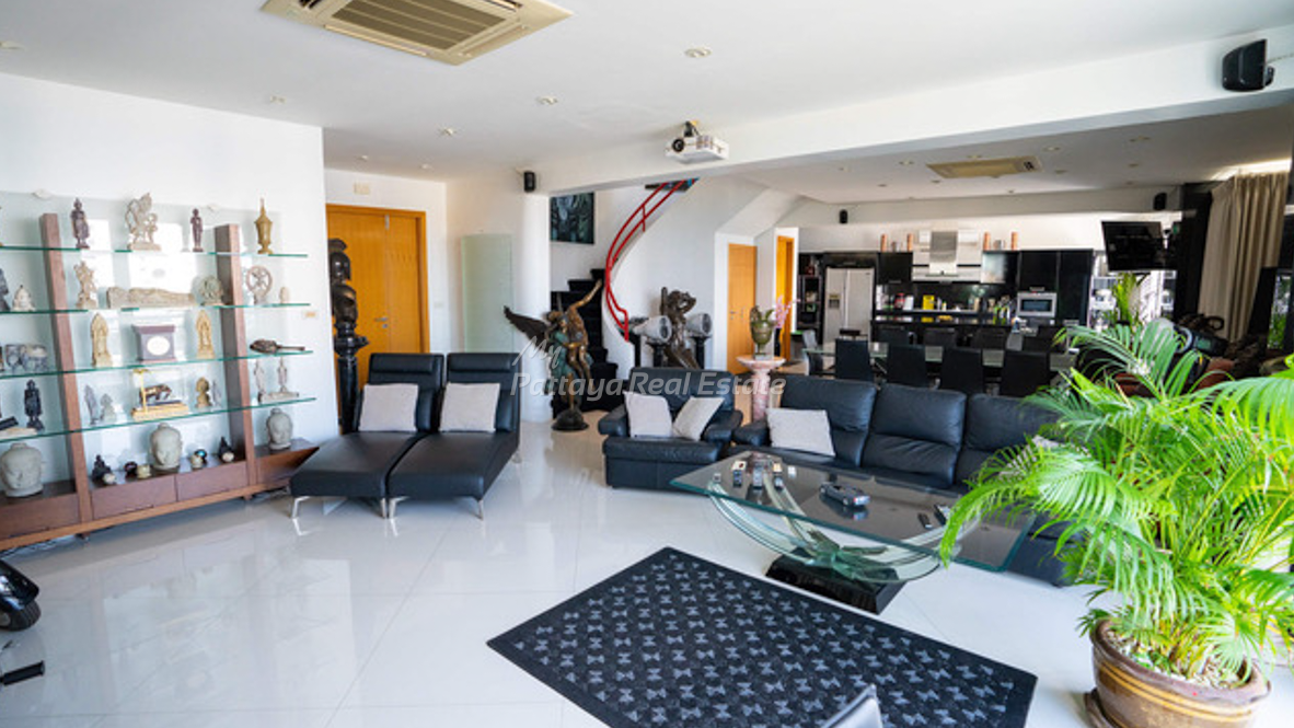 picture 🛏️ 2 Bed - 🛁 4 Bath - 🏙️ Sea Views - 🌏 FOREIGN name - 🏢 Peak Condominium Pattaya - Ref: PEAKC07 - 1/20