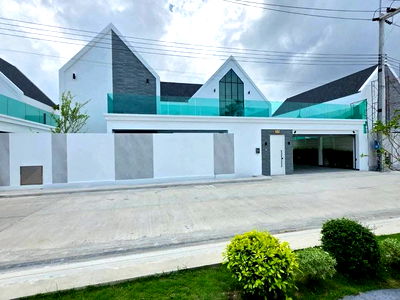 Houses for rent Chonburi : For rent pool villa style nordic 75,000/month Pattaya Huay yai