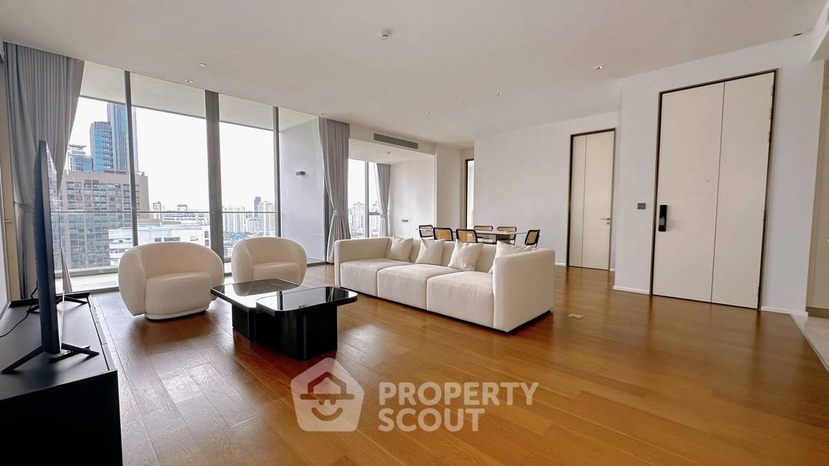 picture 3-BR Condo at KRAAM Sukhumvit 26 near BTS Phrom Phong (ID 2391212) - 4/20