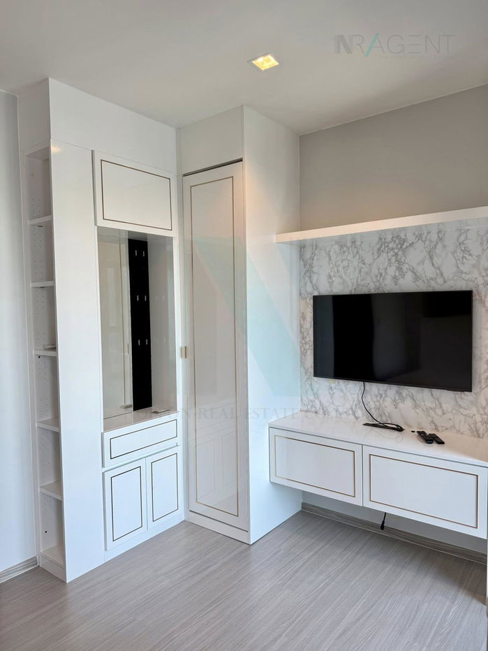 picture 🎉 For Rent Condo LIFE ASOKE - RAMA 9 Building 1, Floor 37,Studio, Room size 28 sqm - 4/8