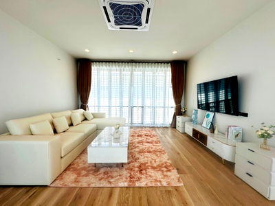 เช่าบ้านเดี่ยว สถาบันบัณฑิตพัฒนบริหารศาสตร์ (นิด้า) : ให้เช่าบ้านเดี่ยว บุราสิริ กรุงเทพกรีฑา | 4 ห้องนอน 5 ห้องน้ำ 3 จอด | มีห้องแม่บ้าน + EV chargers📍ใกล้ รร.นานาชาติ Brighton และ Wellington