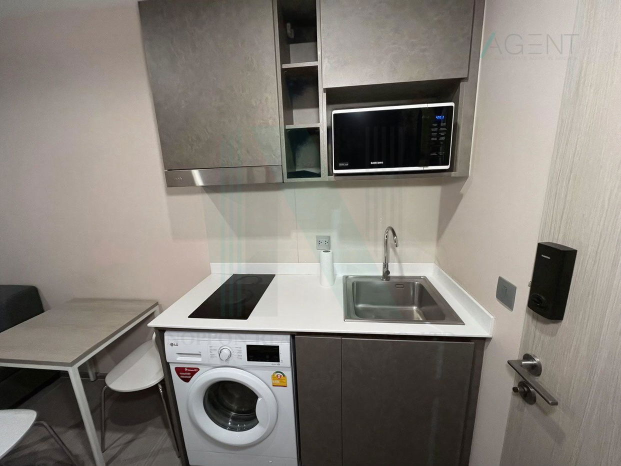 picture ðš For Rent Condo ASPIRE ERAWAN PRIME Building 1, Floor 25,1 bed room, Room size 27 sqm - 6/8