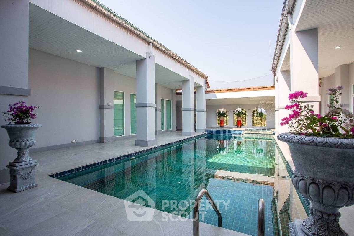 picture 5-BR Villa in Hin Lek Fai (ID 1531320) - 9/16