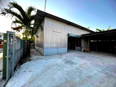 Factory for rent : 1 B1024 Warehouse for rent, Phatthana Chonbot Road, Lat Krabang