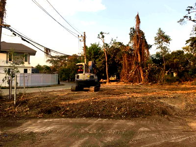 Land for sale Payap University (Kaeo Nawarat Campus) : Land for sale next to Ruamchok Mall, Meeckok Plaza, 100Sq