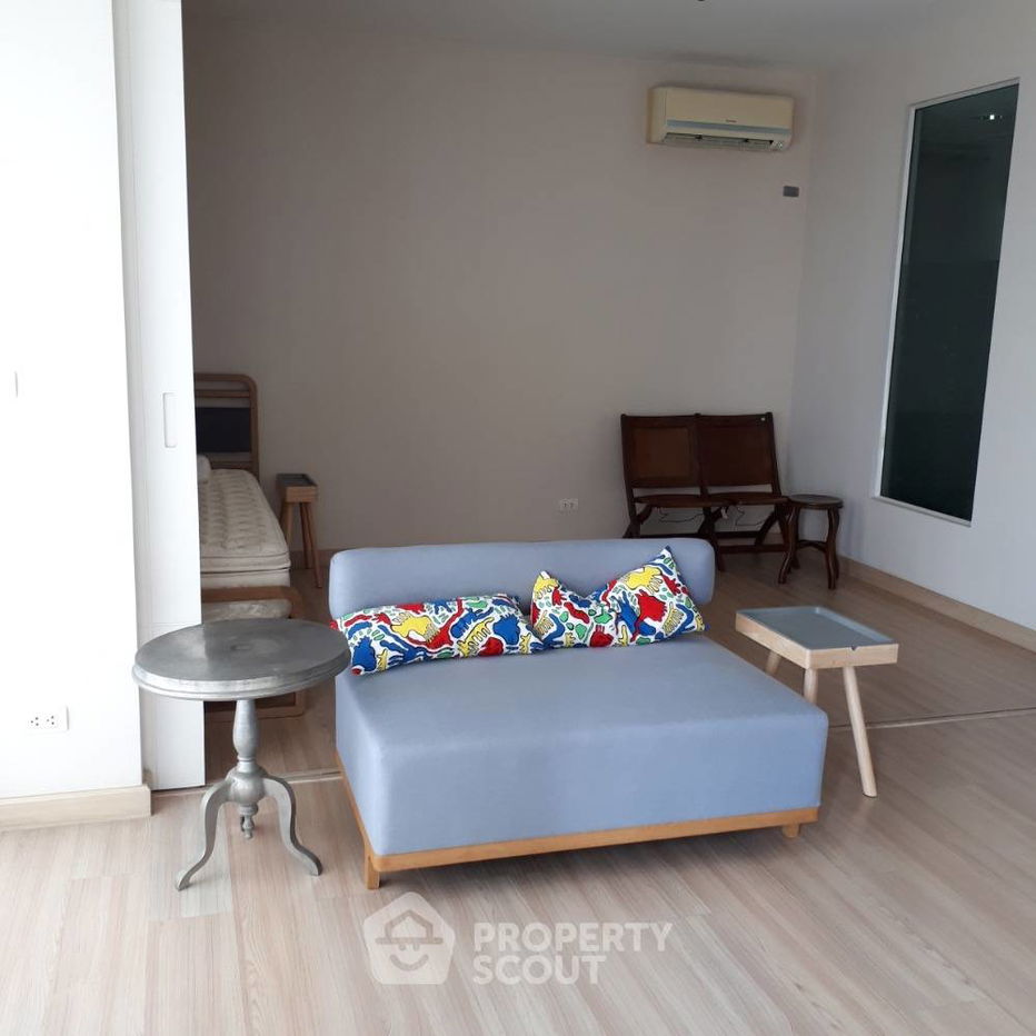 picture 1-BR Condo at The Light House Sathorn–Chareonnakorn near BTS Krung Thon Buri (ID 404386) - 3/4
