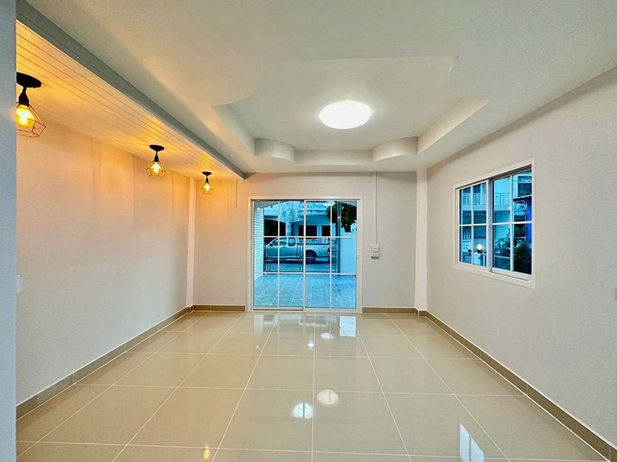 รูป หลังมุม มีบริเวณด้านข้าง #หมู่บ้านนันทิชา 3/8 บ้านกล้วย – ไทรน้อย ทาวน์เฮ้าส์ 3 ห้องนอน รีโนเวทใหม่ - รูปที่ 9/20