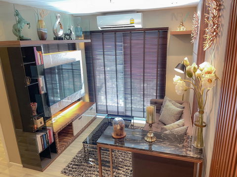 For rent condo THE KEY SATHORN-CHAROENRAT Building 1, Floor 33,2 bed room, Room size 55.00 sqm