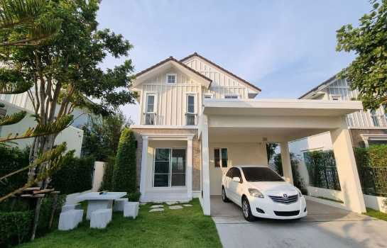 รูป ขาย- ให้ เช่า บ้านเดี่ยววิลลาจจิโอ ศรีนครินทร์ 137 ตรม 62 ตรว 3 ห้องนอน- 3 ห้องน้ำ อยู่ใกล้สถานีรถไฟฟ้า BTS สายสีเขียว สถานีศรีนครินทร์ - รูปที่ 1/12