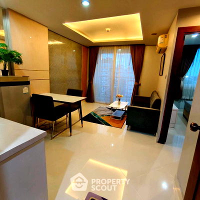 ขายคอนโด : คอนโด 1-ห้องนอน ที่ จอมเทียน บีช พาราไดซ์ ใกล้ หาดจอมเทียน (ID 2147209)