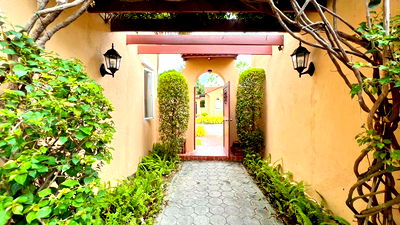 Houses for sale Department of Public Works and Town & Country Planning Chon Buri District : House for sale at Amata Nakorn Spring country Club