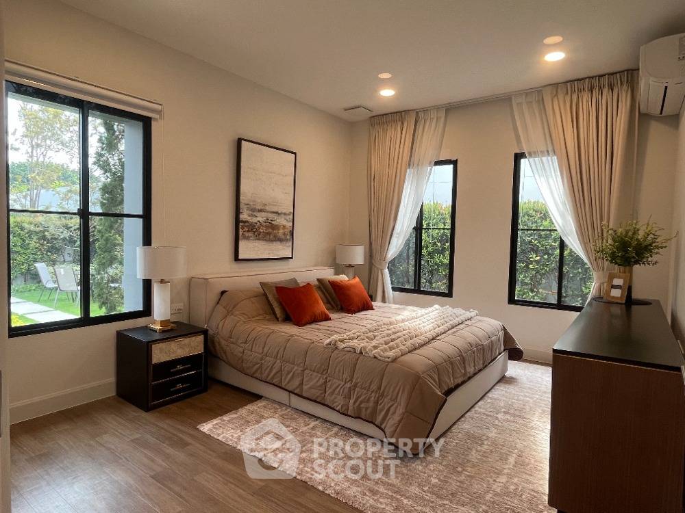 picture 4-BR House at Nantawan Rama 9 - New Krungthep Kreetha in Saphan Sung (ID 1436403) - 11/31