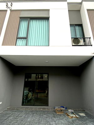 Townhouses for rent : WS5324 [Rent] Pleno Sukhumvit–Bangna 3 💰 Rent 40,000 baht/month 🚆 BTS Bangna