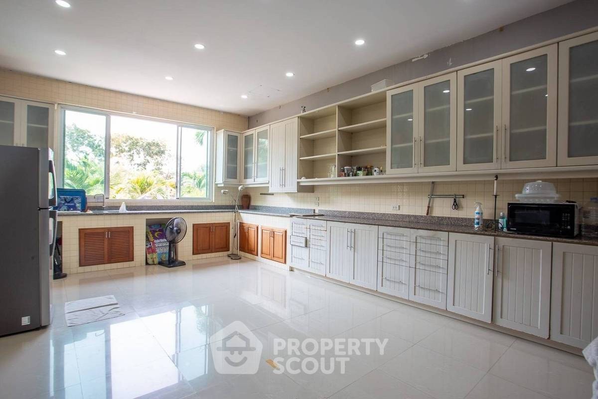 picture 5-BR Villa in Hin Lek Fai (ID 1531320) - 8/16