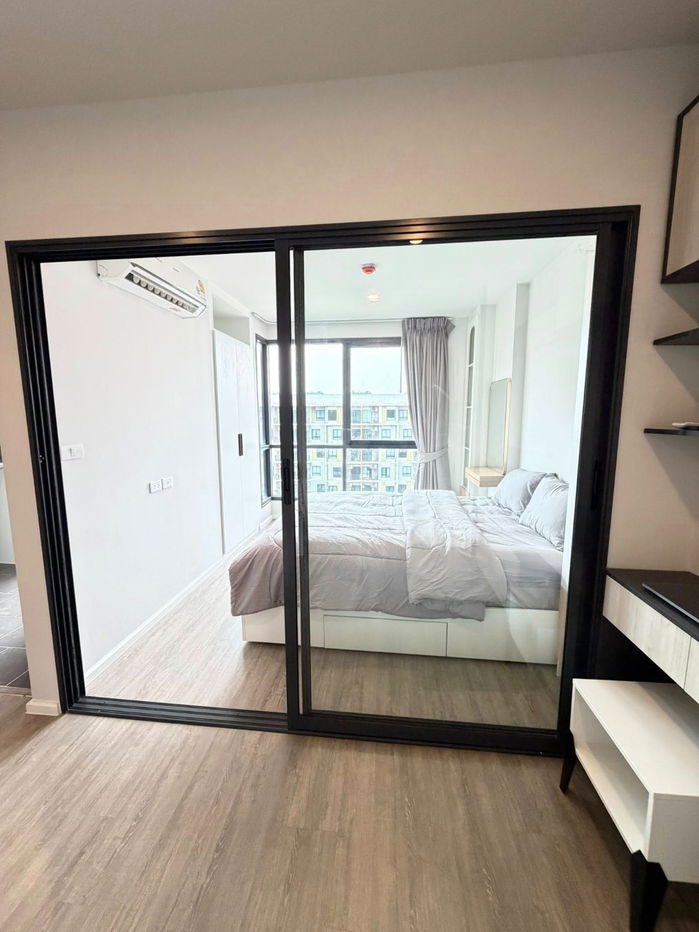 picture Code: KJ9465  for rent Blue Sukhumvit 105 // Line ID: @kjcondo (with @) // - 4/20