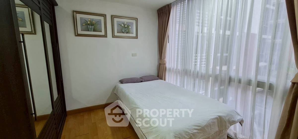 picture 2-BR Condo at The Master Sathorn Executive near BTS Krung Thon Buri (ID 2372683) - 4/10