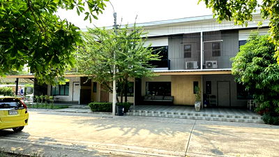 เช่าทาวน์โฮม ปากเกร็ด นนทบุรี : WS5330 [เช่า] The Connect 41 Chaengwattana - Tiwanon 💰 ค่าเช่า 45,000 บาท/เดือน 🚆 MRT เมืองทองธานี