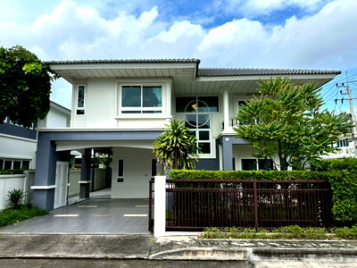 บ้านเดี่ยว ตลาดประมงพื้นบ้าน อ่างศิลา  : โครงการ ศุภาลัยพาร์ควิลล์ (พระยาสัจจา - สุขุมวิท - คีรี) : ขนาด 4 ห้องนอน 4 ห้องน้ำ เนื้อที่ดิน 69 ตรว แบบแปลน : ศุภหฤทัย