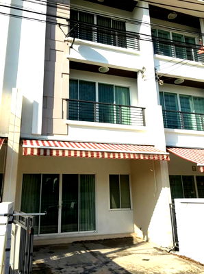 เช่าทาวน์โฮม เขตจอมทอง : ให้ เช่า ทาวน์โฮม 3 ชั้น บ้านกลางเมือง สาทร–ตากสิน 2 ไลน์ไอดี ✅ @bird888