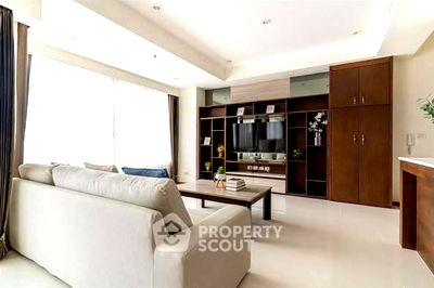 ขายคอนโด : คอนโด 2-ห้องนอน ที่ ดิ เอ็มโพริโอ เพลส ใกล้ BTS พร้อมพงษ์ (ID 2327467)