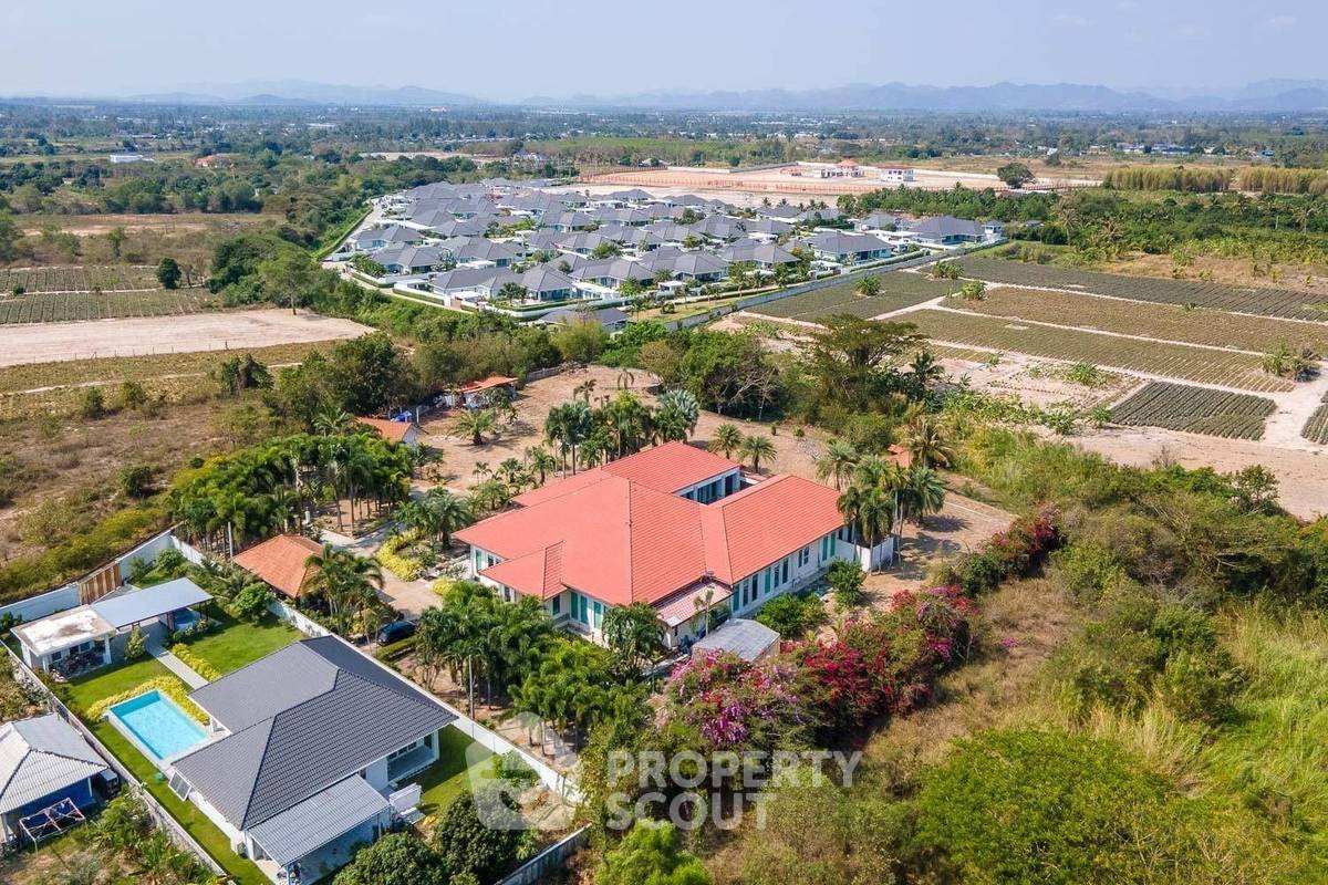 picture 5-BR Villa in Hin Lek Fai (ID 1531320) - 15/16