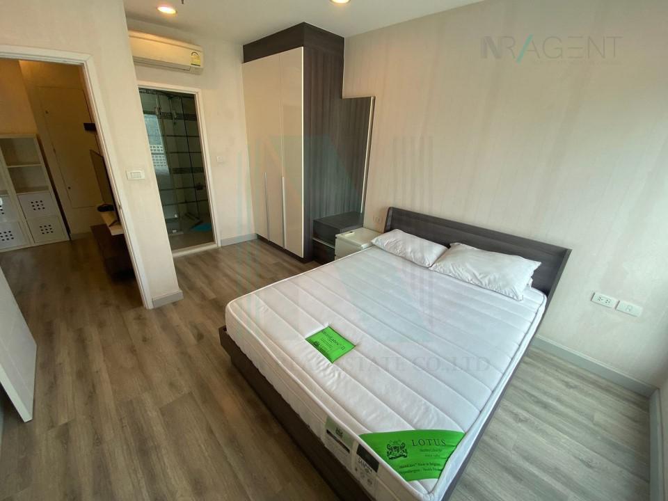 picture For Rent Condo CENTRIC SATHORN - SAINT LOUIS Building A, Floor 20,1 bed room, Room size 40.00 sqm - 3/8