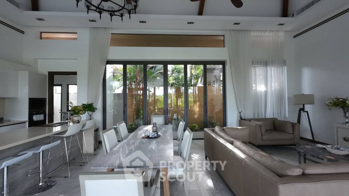 รูป วิลล่า 4-ห้องนอน ใกล้ หาดลากูน่า (ID 1872897) - รูปที่ 14/49