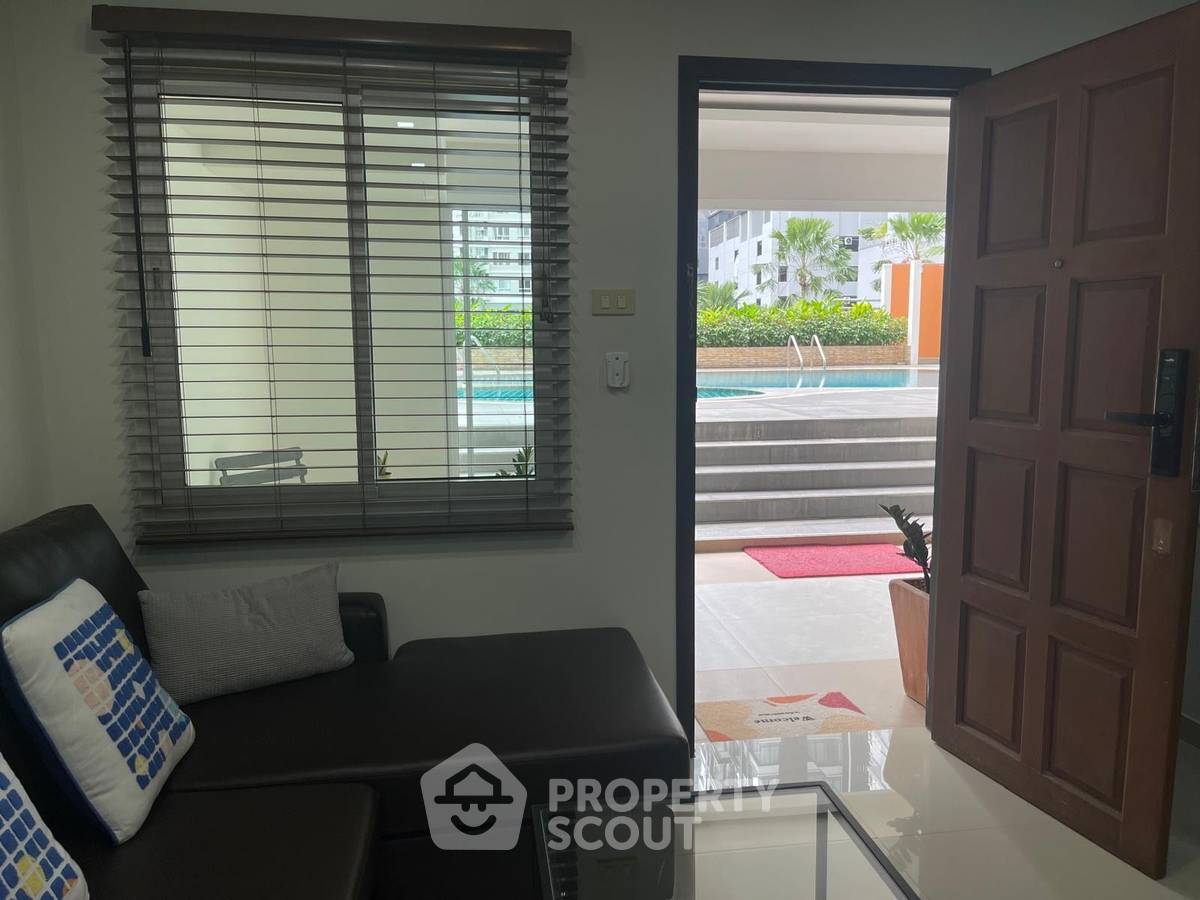 picture 1-BR Condo at Regent On The Park 1 (Sukhumvit 26) near BTS Phrom Phong (ID 513125) - 16/19