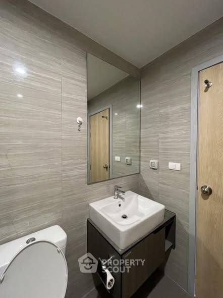 picture 2-BR Condo at The Parkland Charan - Pinklao near MRT Bang Yi Khan (ID 2389630) - 4/7