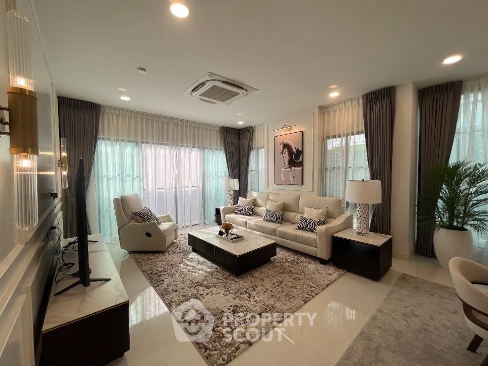 picture 4-BR House at Nantawan Rama 9 - New Krungthep Kreetha in Saphan Sung (ID 1436403) - 4/31