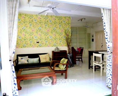 เช่าคอนโด BTS อ่อนนุช : คอนโด 2-ห้องนอน ที่ วอเตอร์ฟอร์ด พาร์ค พระราม 4 ใกล้ BTS พระโขนง (ID 515200)