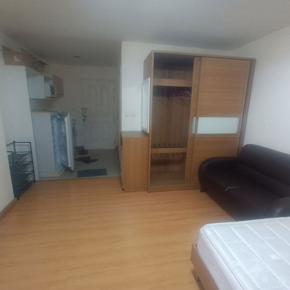 picture Condo for Rent Near BTS Onnnut 400 M. - 6/15