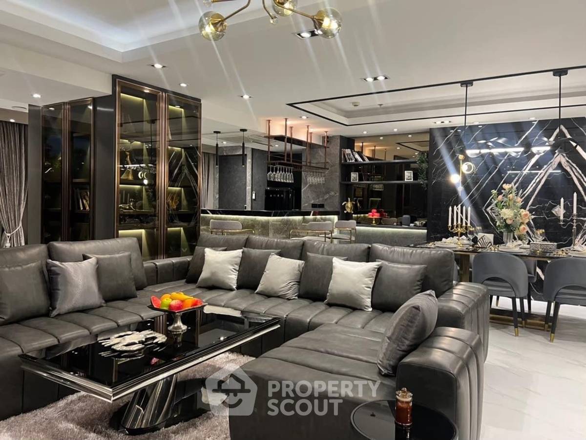 picture 3-BR Condo at Ananya Beachfront Condominium close to Sanctuary of Truth (ID 1381481) - 1/10