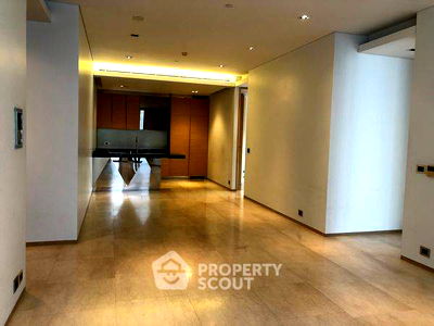 Condos for sale Chulalongkorn University : 2-BR Condo at Saladaeng Residences near MRT Si Lom (ID 1588725)