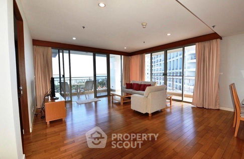 2-BR Condo at Boat House Hua Hin close to The Venezia (ID 1845684)