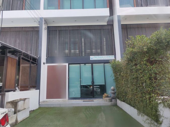 3-bed townhouse for sale, 111 sqm, 19.2 sq wah, Arnintown Tientalay 7