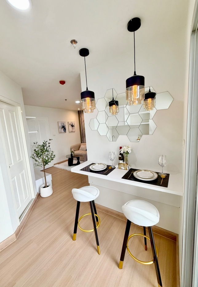 picture Urgent sale! New renovated room with fully furnished on high floor with stunning view. Ready to move in! - 10/15