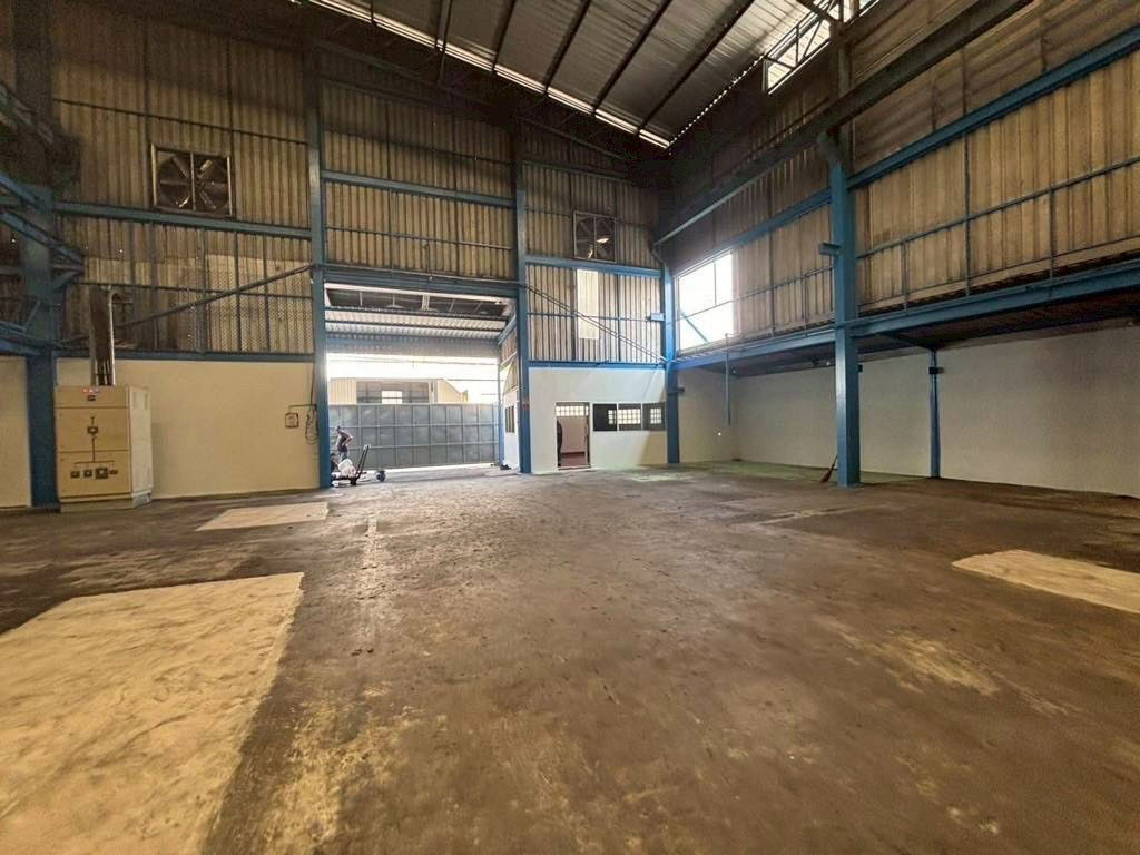 รูป ให้เช่าโรงงาน โกดัง 2ไร่กว่า พื้นที่สีส้ม มีใบรง.4 เทพารักษ์ ใกล้นิคมบางพลี บางเสาธง สมุทรปราการ - รูปที่ 2/6