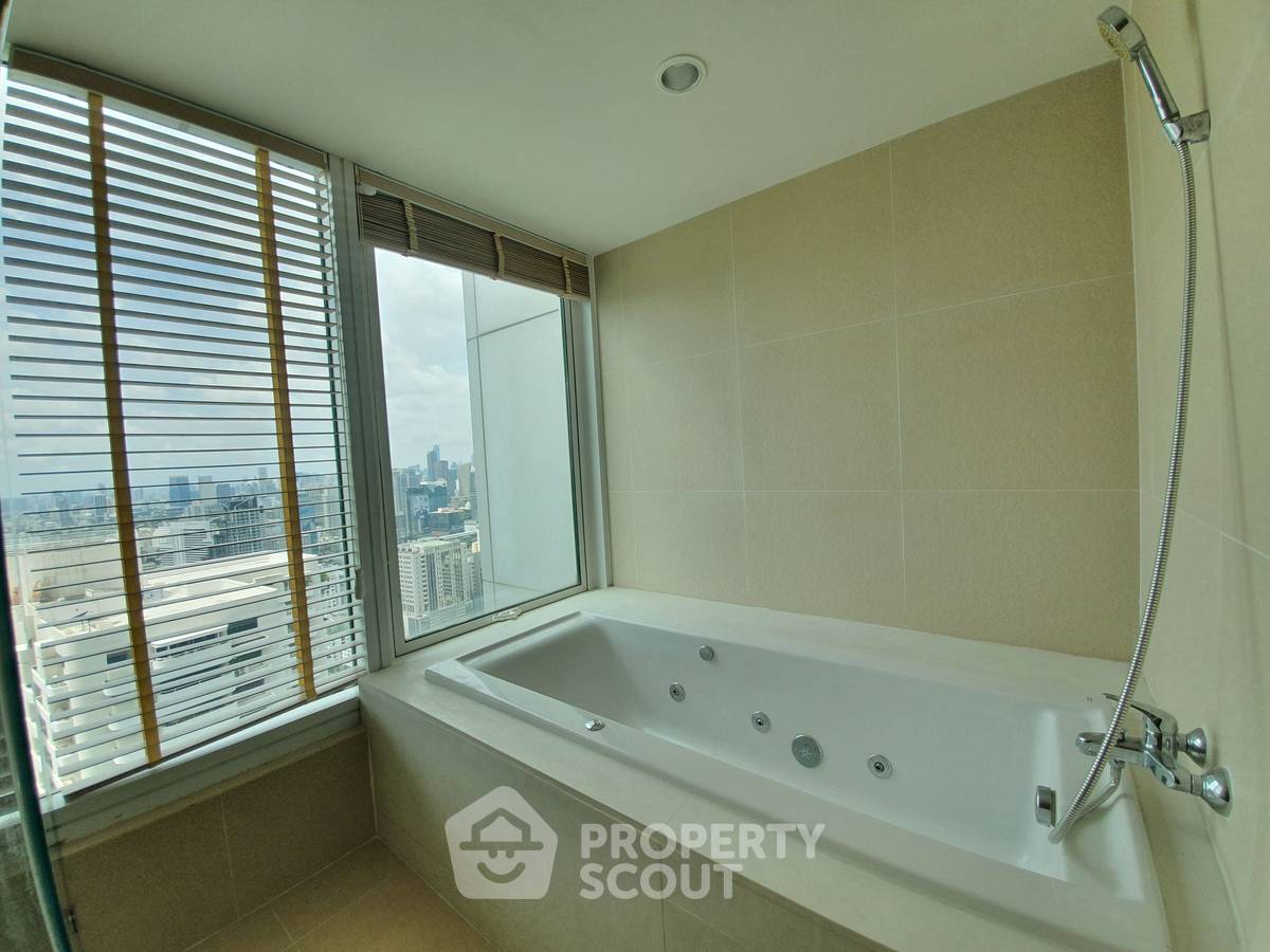 picture 4-BR Condo at Circle Living Prototype New Petchburi near MRT Phetchaburi (ID 1784139) - 15/39