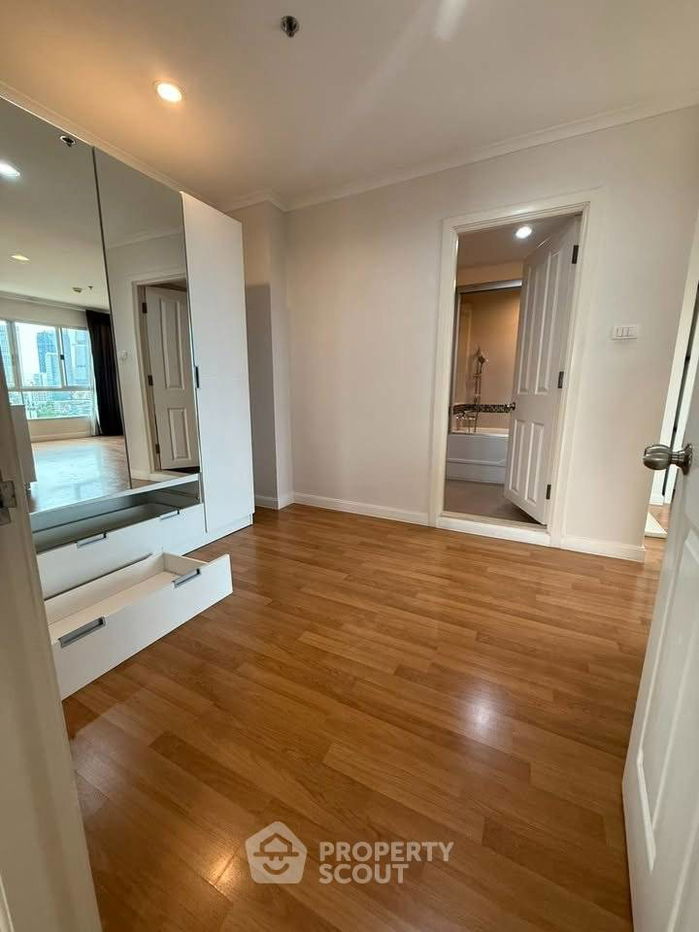 picture 3-BR Condo at Lumpini Park Riverside Rama 3 close to Phra Ram 3 (ID 2392498) - 8/14